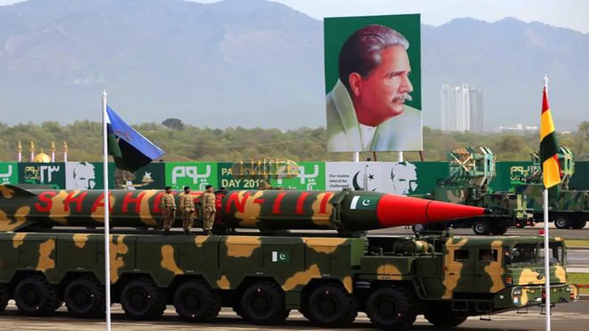 nuclear bomb of pakistan